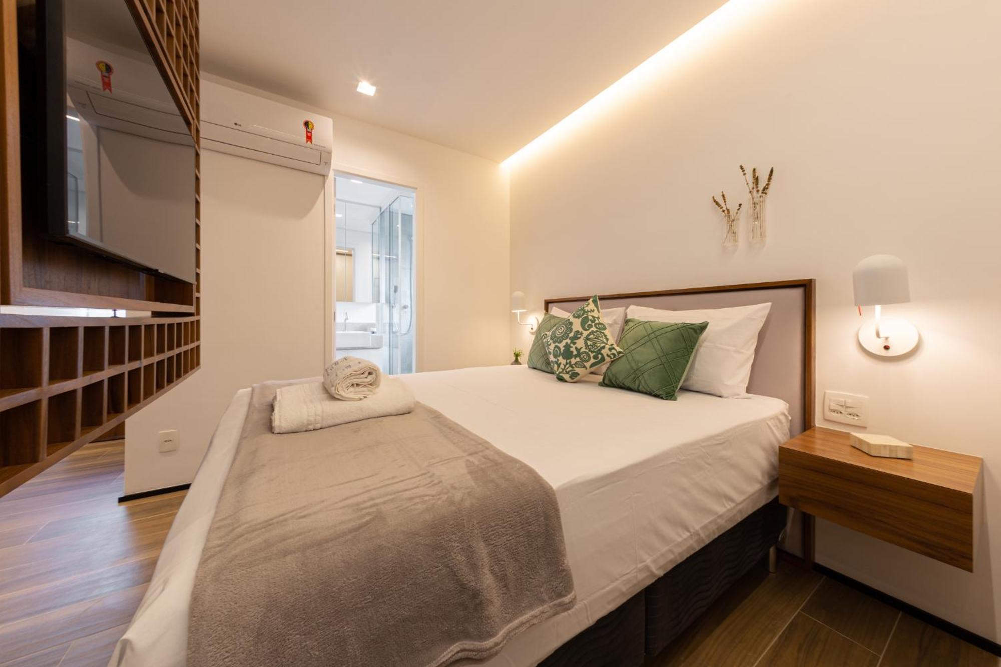 Apartamento Easy Star - Luxuoso No Coracao Do Campo Belo - Hc01h *